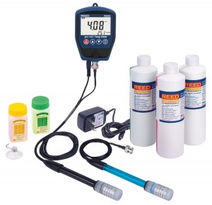 REED R3525-KIT3 Appareil de mesure de pH/mV avec &amp;eacute;lectrode ORP, solutions de pH/conductivit&amp;eacute; et trousse d&#039;adaptateurs d&#039;alimentation-